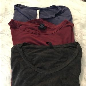 Lot of 3 loose/relaxed fit T-shirt’s size Small